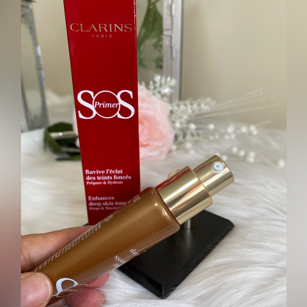 Clarins SOS Primer Enhances Deep Skin Tones - (07 Mocha) 1 fl oz